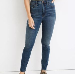 Madewell Curvy Roadtripper Jeans